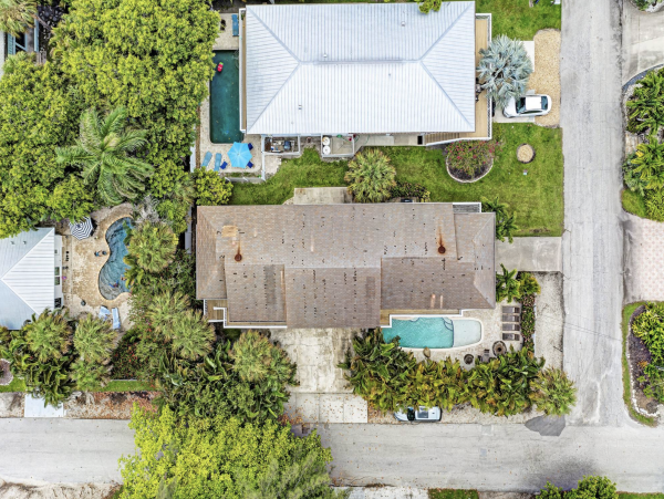Three Bedroom Pool Duplex in Holmes Beach